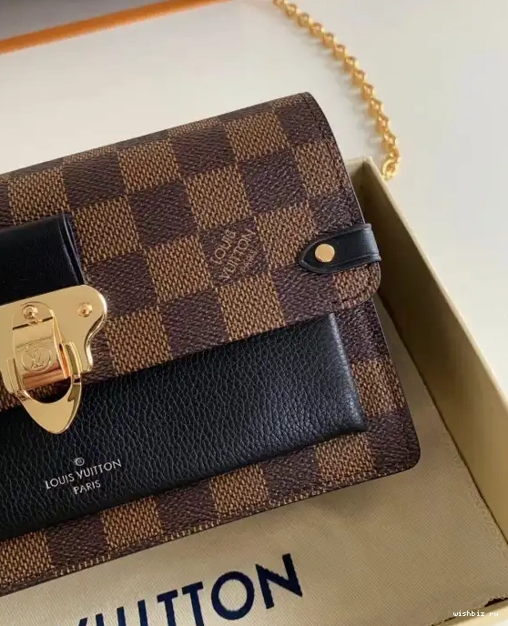 WIS LOUIS CHAIN VAVIN VUITTON WALLET 0507